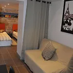 De La Mare 3*