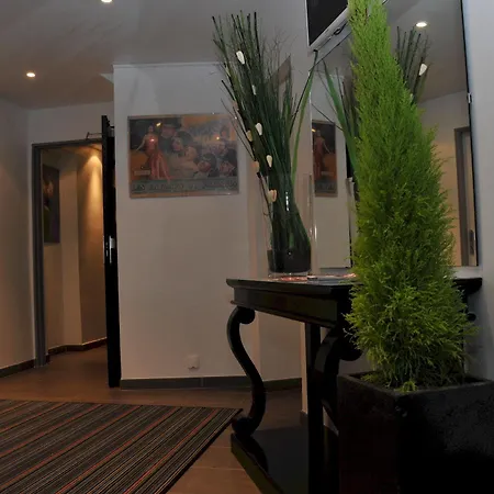 De La Mare 3*