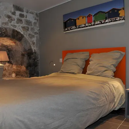 De La Mare 3*