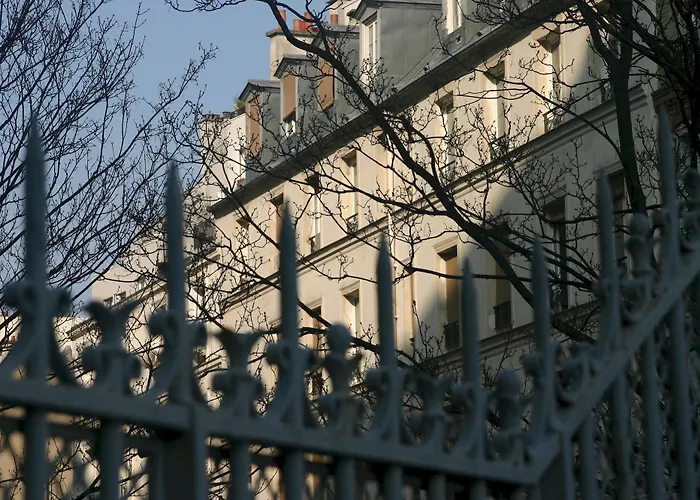 De La Mare 3* Parijs