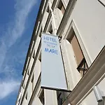 Ξενοδοχείο De La Mare 3*